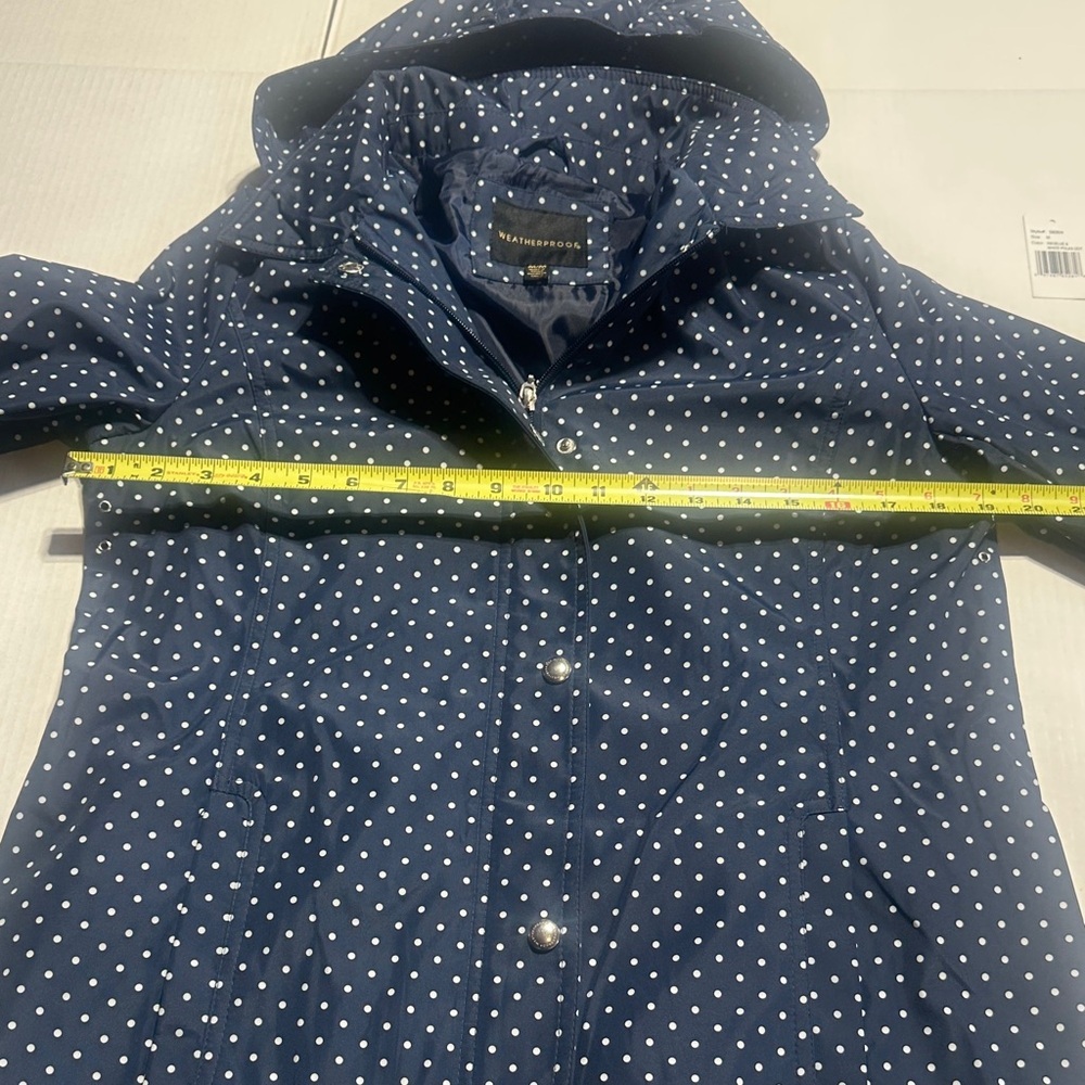 NWT Weathrproof Navy & white Polka Dot Raincoat w pockets zipper and buttons - Picture 2 of 15